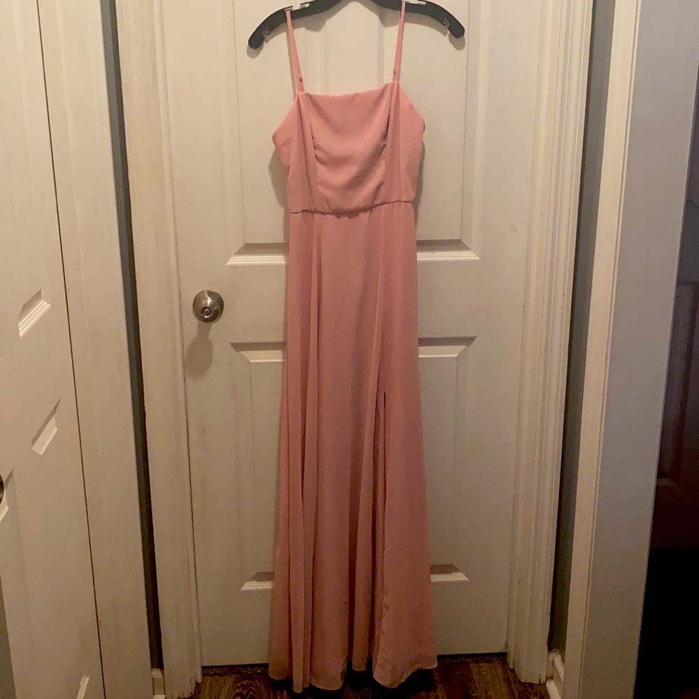 David’s Bridal Bridesmaid Dress F20342